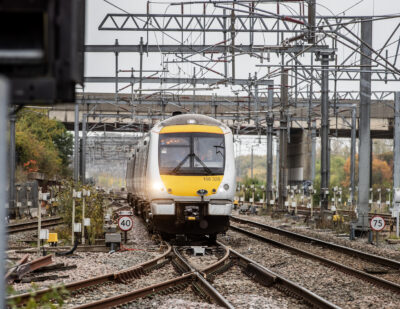 East West Rail: First Train Completes Test Run between Oxford and Milton Keynes