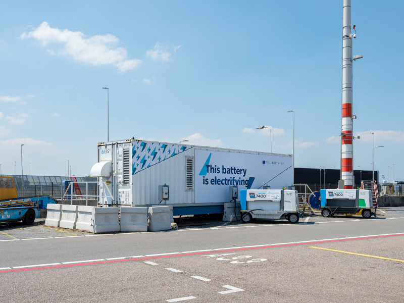 Super Battery Undergoing Tests at Schiphol Airport