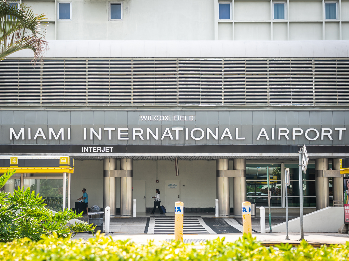 US Transportation Secretary Announces $279 Million in Airport Improvement Grants