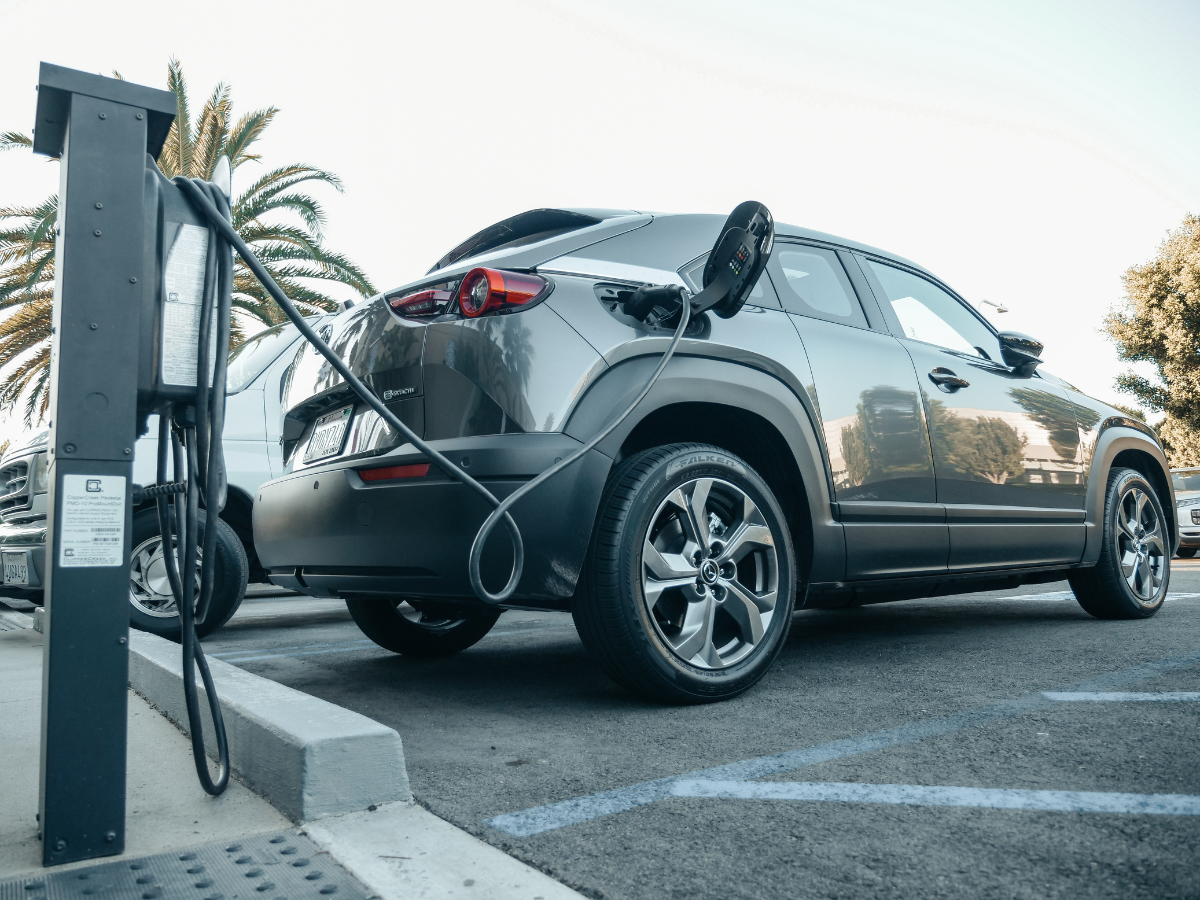 Siemens to Separate Electric Vehicle Charging Division