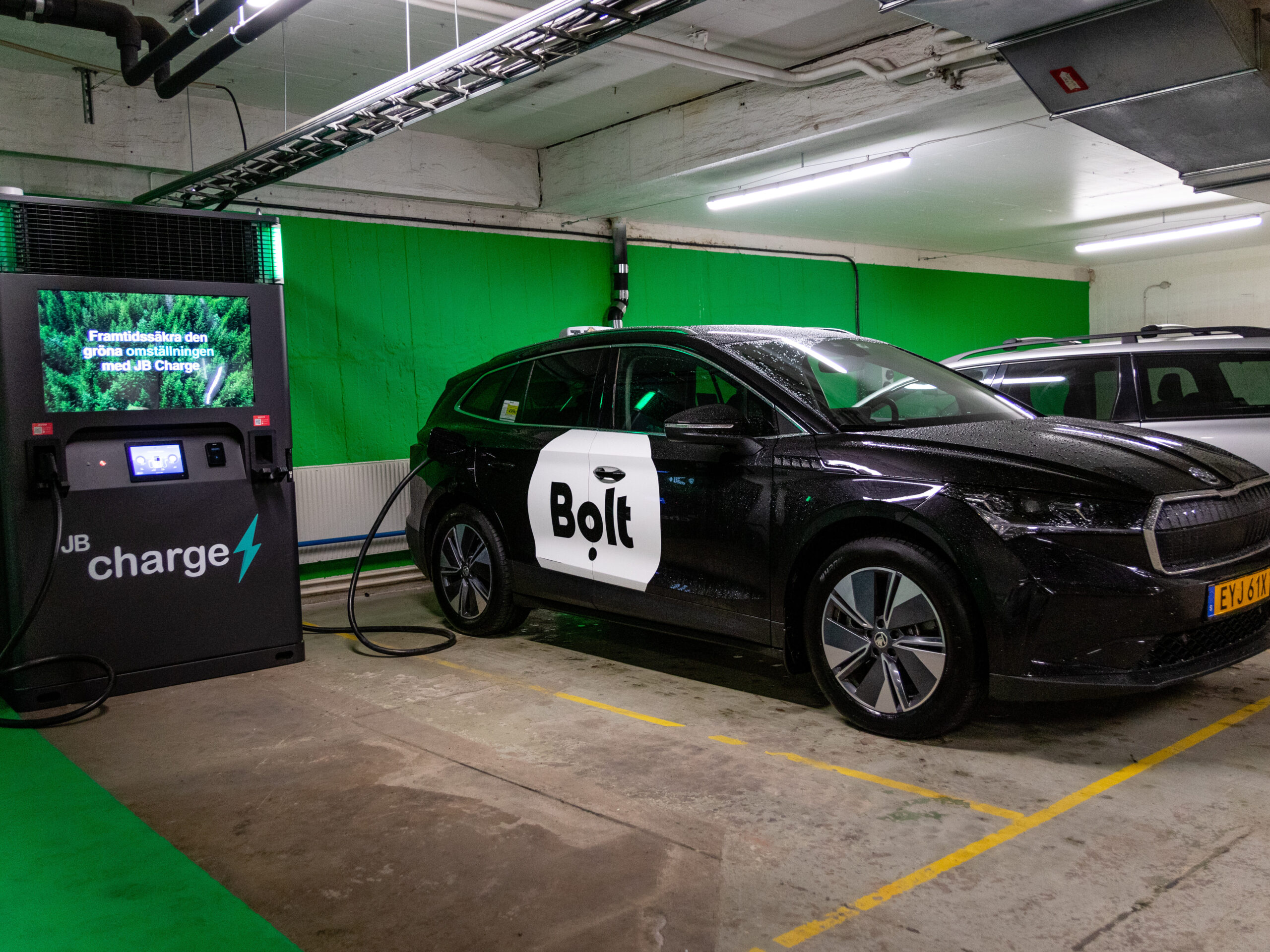 Bolt Opens Ultra-Fast Electric Vehicle Charging Hub in Stockholm