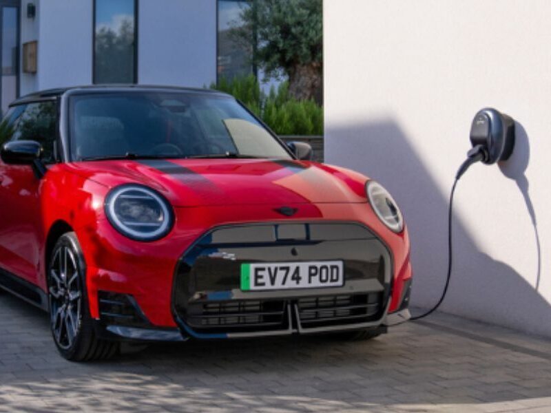 EDF and Pod Point Launch EV Charger and Tariff Bundle