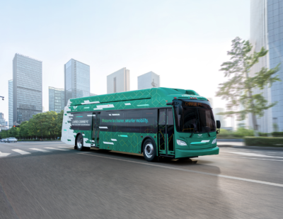 NFI Unveils Xcelsior CHARGE FC Hydrogen Bus