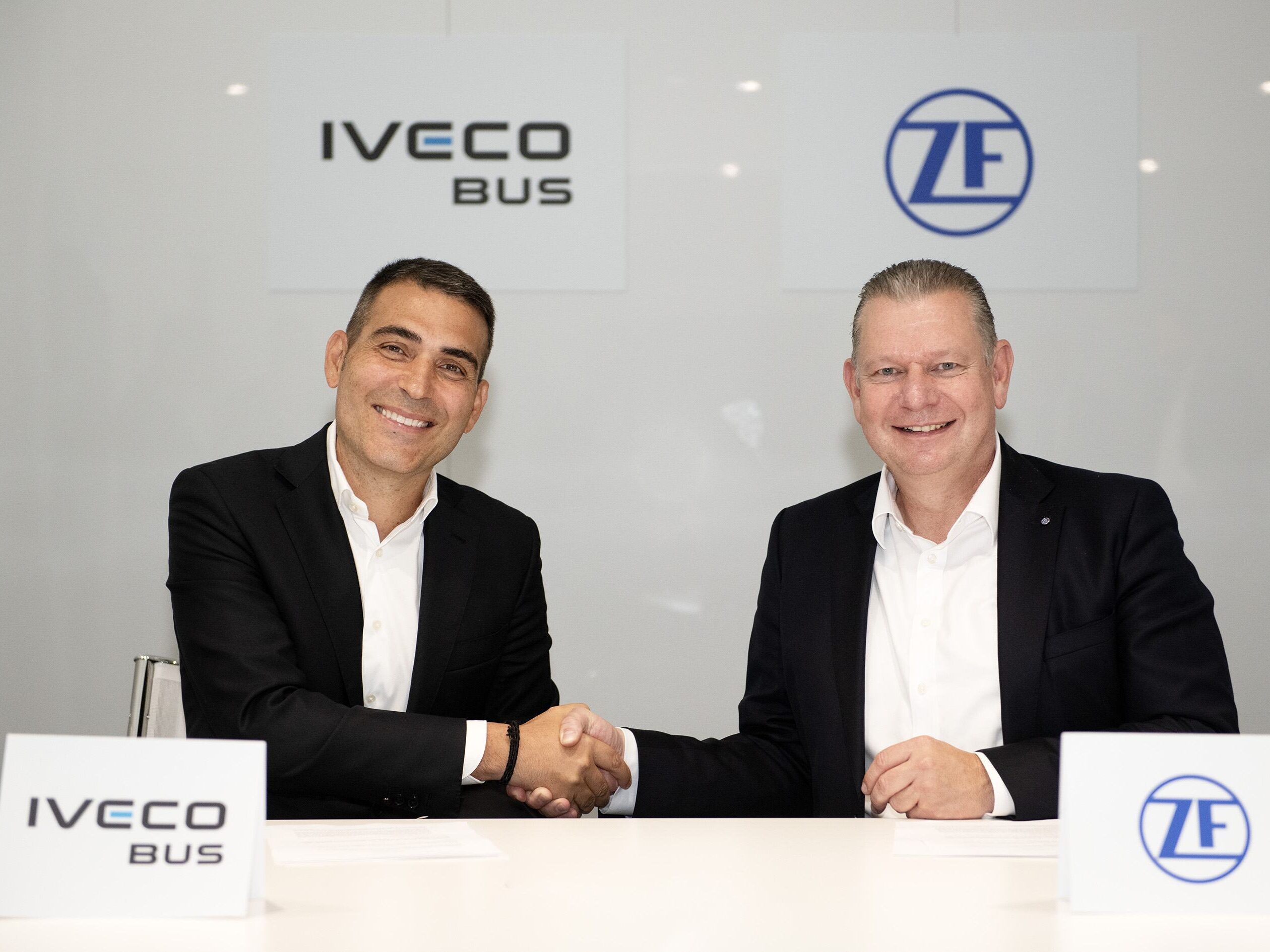 IVECO BUS and ZF Partner to Deliver e-Mobility Solutions