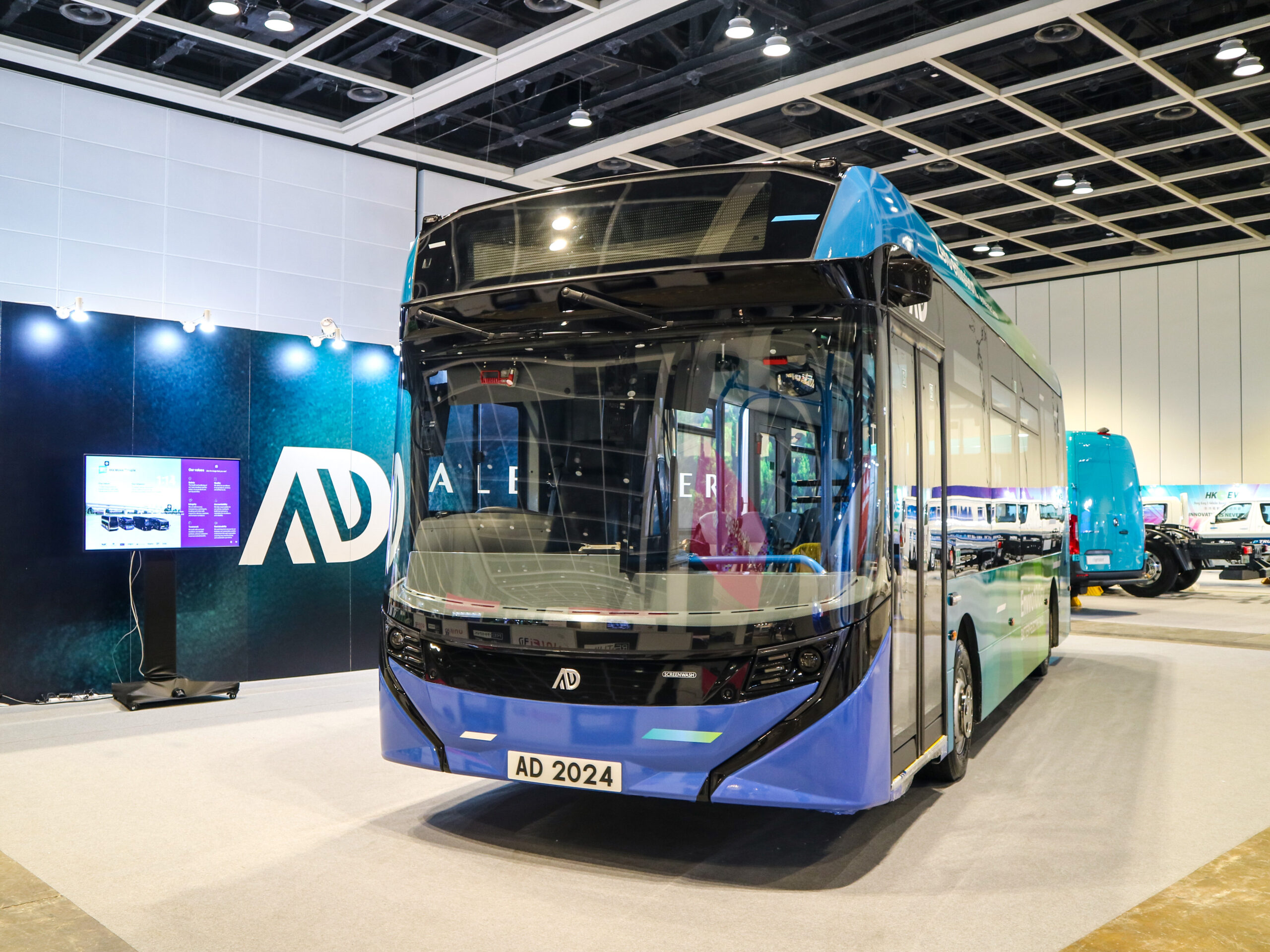 Alexander Dennis Launches Enviro100EV Electric Bus in Hong Kong