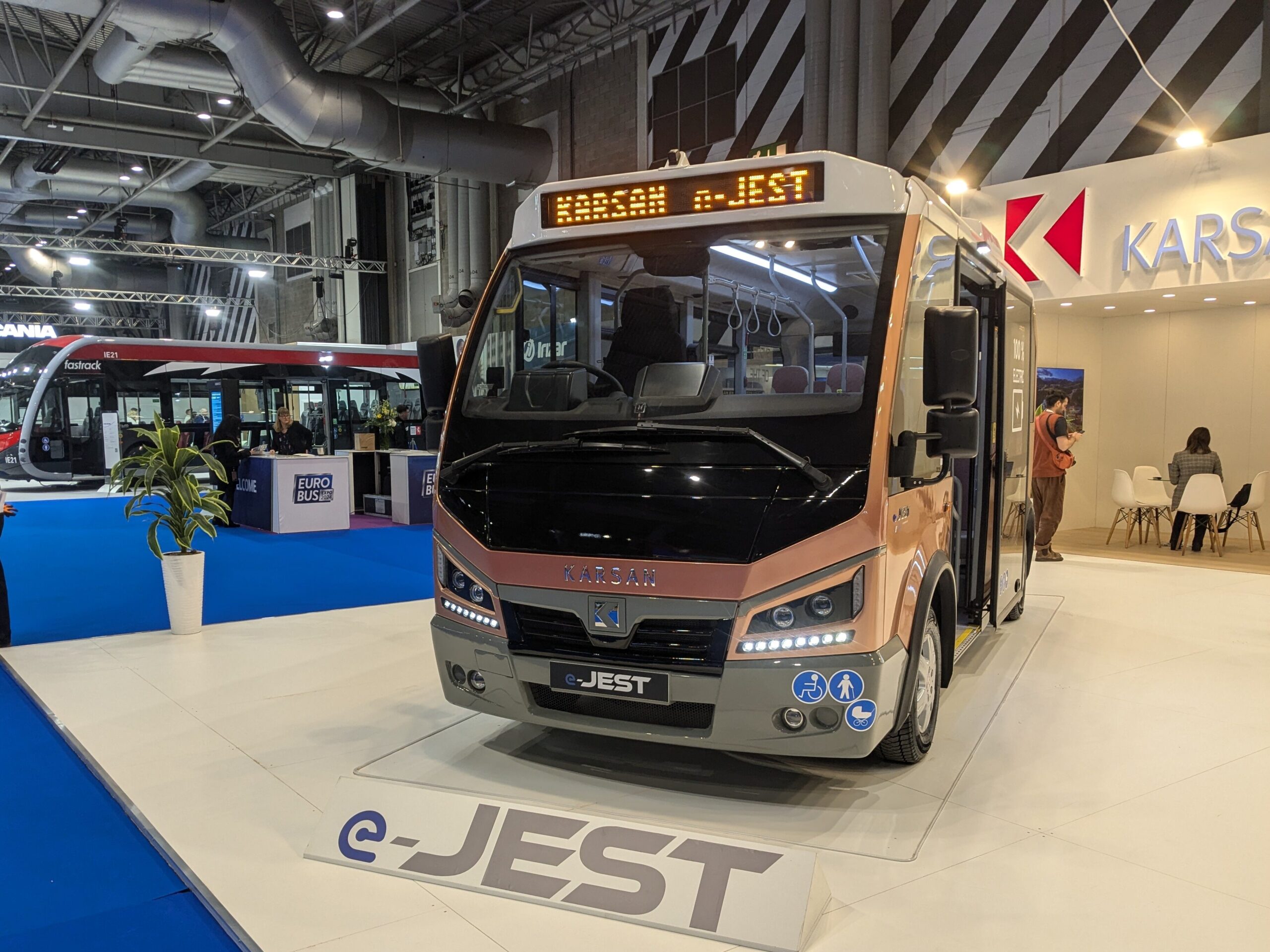 IN PICTURES: Karsan Launches in UK with e-JEST Electric Bus