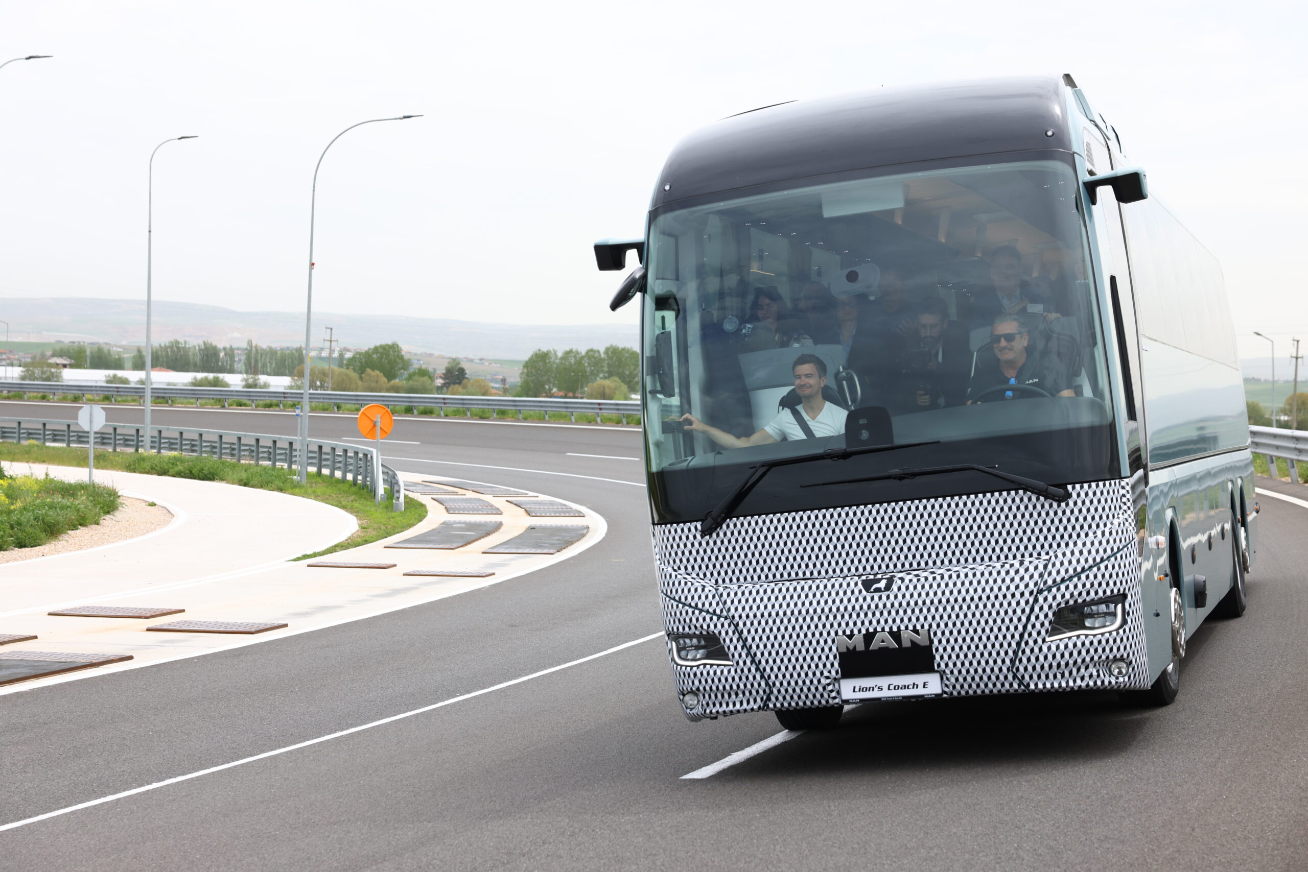 MAN Officially Launches Europe’s First Electric Coach